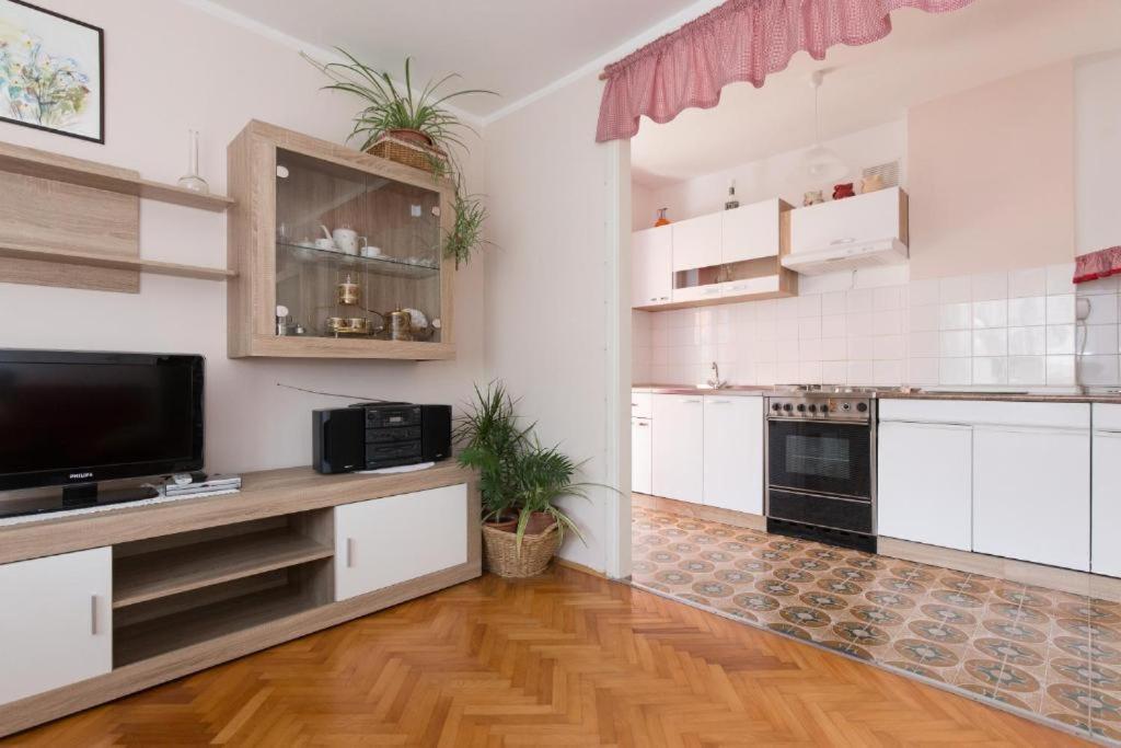 Apartments Hodanic كرك المظهر الخارجي الصورة