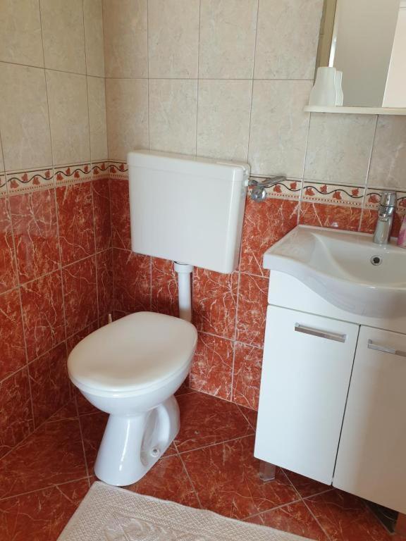 Apartments Hodanic كرك المظهر الخارجي الصورة